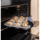 GE 30-inch Freestanding Gas Range with Center Oval Burner GGF500PVBBGGF500PVBB