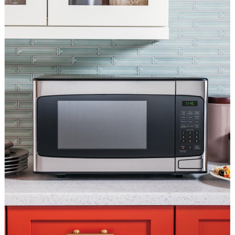 GE 1.1 cu. ft. Countertop Microwave Oven JES1145SHSS IMAGE 3