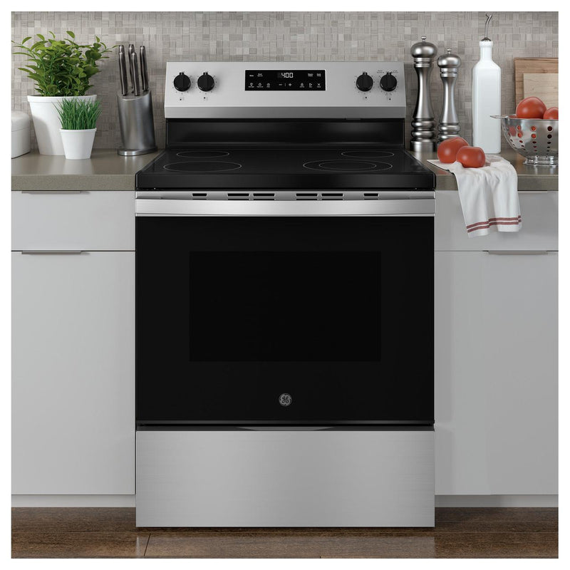 GE 30-inch Freestanding Electric Range with Steam Clean GRF400SVSS