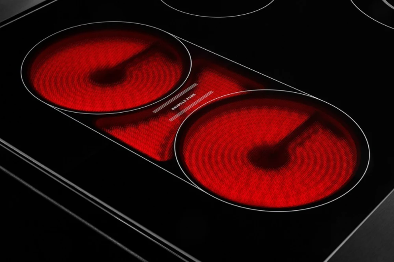 Maytag 30-Inch Wide Electric Range With Steam Clean - 5.0 cu. ft. (MFES8030RZ)