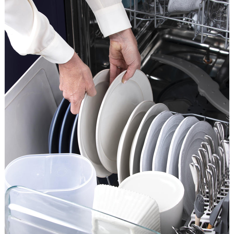 GE Adora 24-inch Built-in Dishwasher with Dry Boost™ DDT700SSNSS IMAGE 12