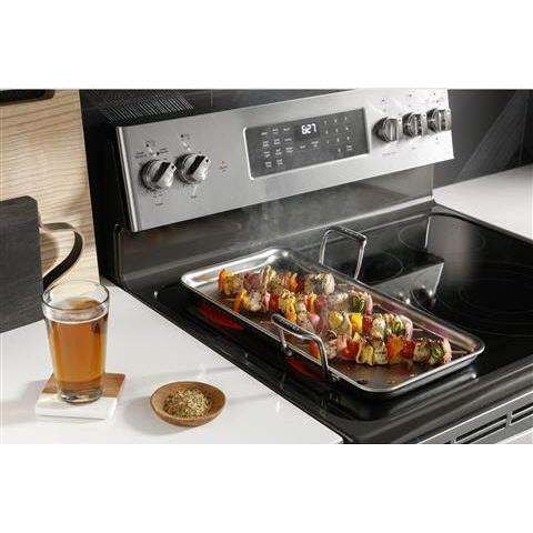 GE Profile 30-inch Freestanding Electric Range with Wi-Fi Connectivity PB965YPFS IMAGE 6