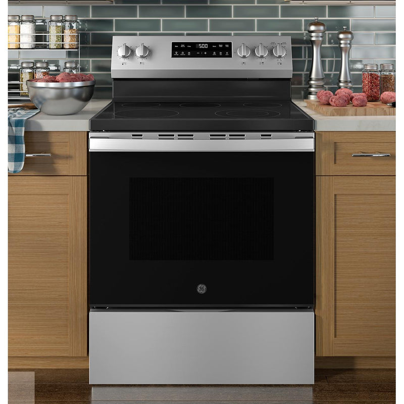  GE 30-inch Freestanding Electric Range with Crisp Mode GRF500SVSS IMAGE 6