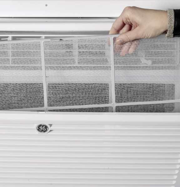 12,000 BTU Smart Window Air Conditioner (AEG12AZE)