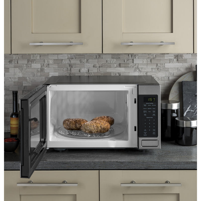 (JES1657SMSS) GE 1.6 cu. ft. Countertop Microwave Oven with Sensor Cooking JES1657SMSS