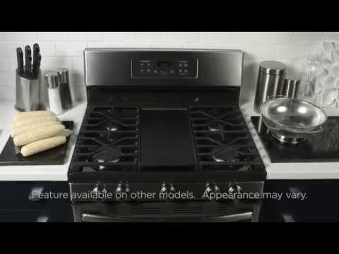 GENERAL ELECTRIC 30 Gas Range with Steam cleaning oven JGBS66DEKBB